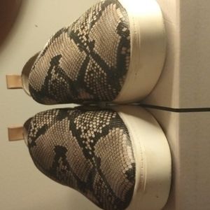 Dolce Vita Snake Print